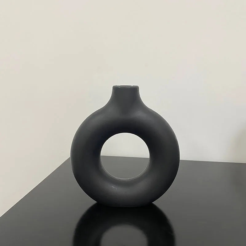 Vaso de Plástico em Forma de Rosquinha – Decoração Moderna e Minimalista